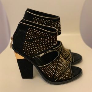 Dolce Vita black and gold heels!